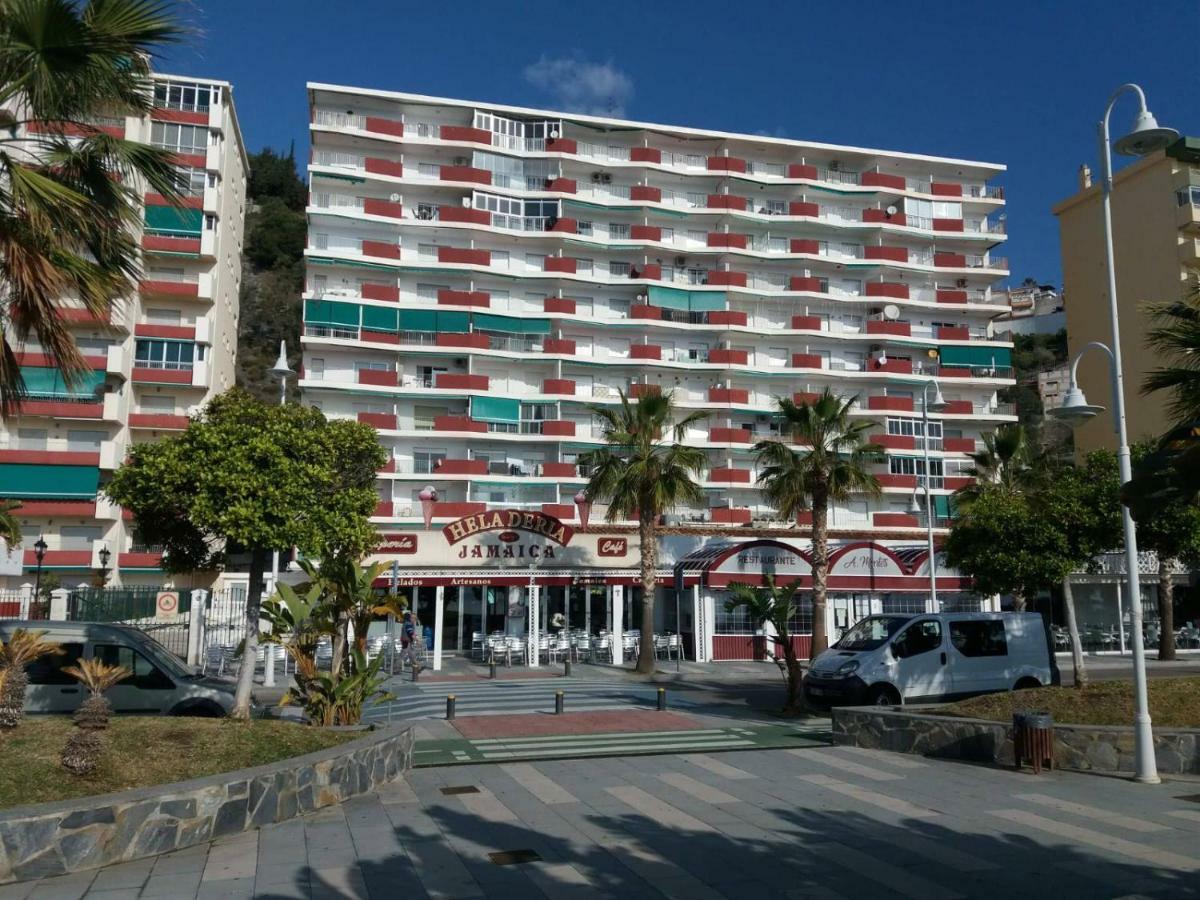 Apartmán Apartamento Reformado En Primera Linea De Playa Almuñécar Exteriér fotografie